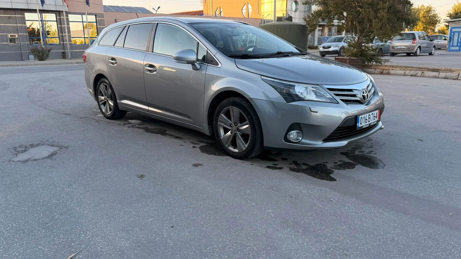 Toyota Avensis 1.8 БЕНЗИН  EURO5, снимка 3 - Автомобили и джипове - 56339602