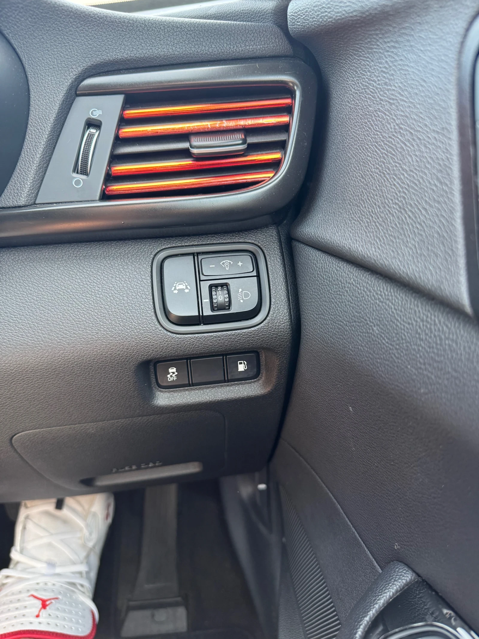Kia Optima, снимка 15 - Автомобили и джипове - 56598950