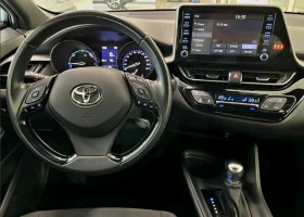 Toyota C-HR УНИКАТ 1.8 HYBRID * DISTRONIC* CAMERA* (LDA)(LTA), снимка 7