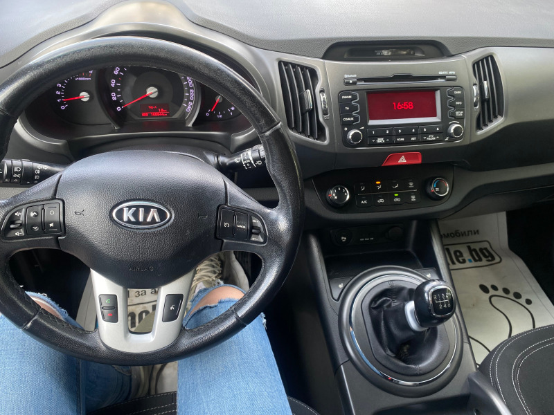 Kia Sportage, снимка 10 - Автомобили и джипове - 45546570