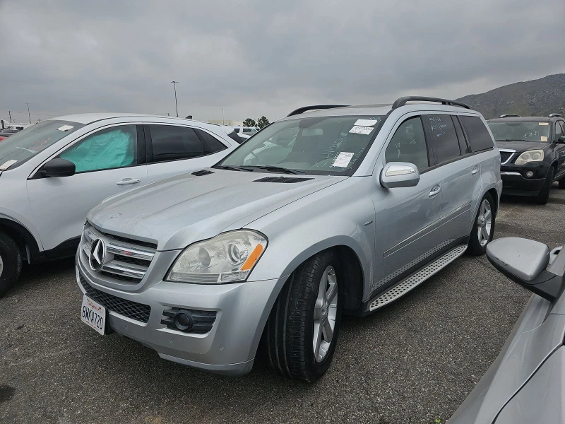 Mercedes-Benz GL 320 BlueTEC* Подгрев* Harman/Kardon* Keyless , снимка 1 - Автомобили и джипове - 48017865