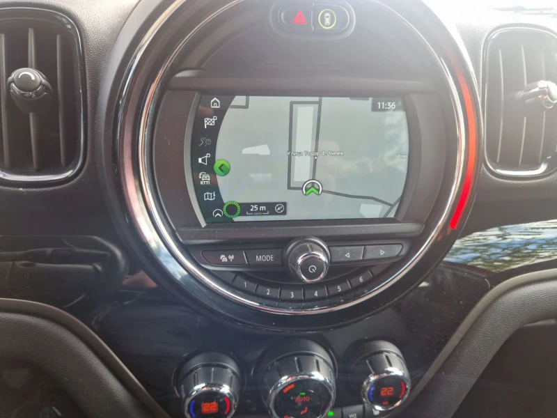 Mini Countryman One, снимка 6 - Автомобили и джипове - 52703777