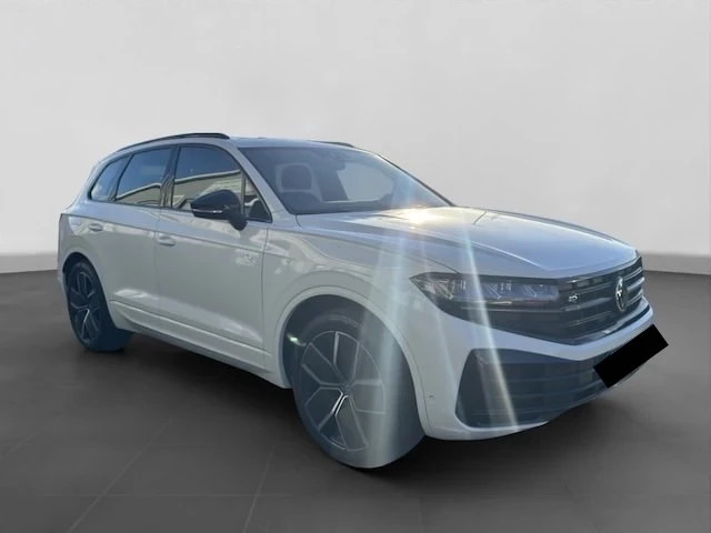VW Touareg 3.0TSIe* 4MOTION* R-LINE* MATRIX* ПАНО* ГАРАНЦИЯ - изображение 3