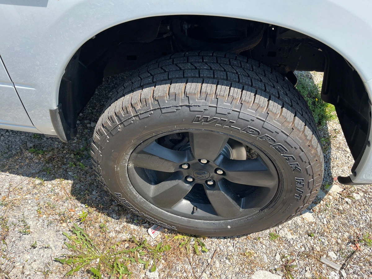 Dodge RAM 1500 4WD 5.7L* АвтоФинансиране* (Carfax) - изображение 7