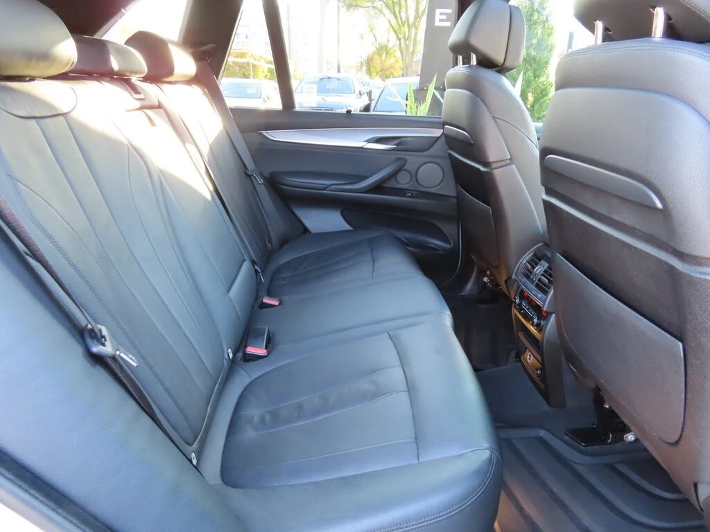 BMW X5 * * CARFAX * *   * *  | Mobile.bg   16