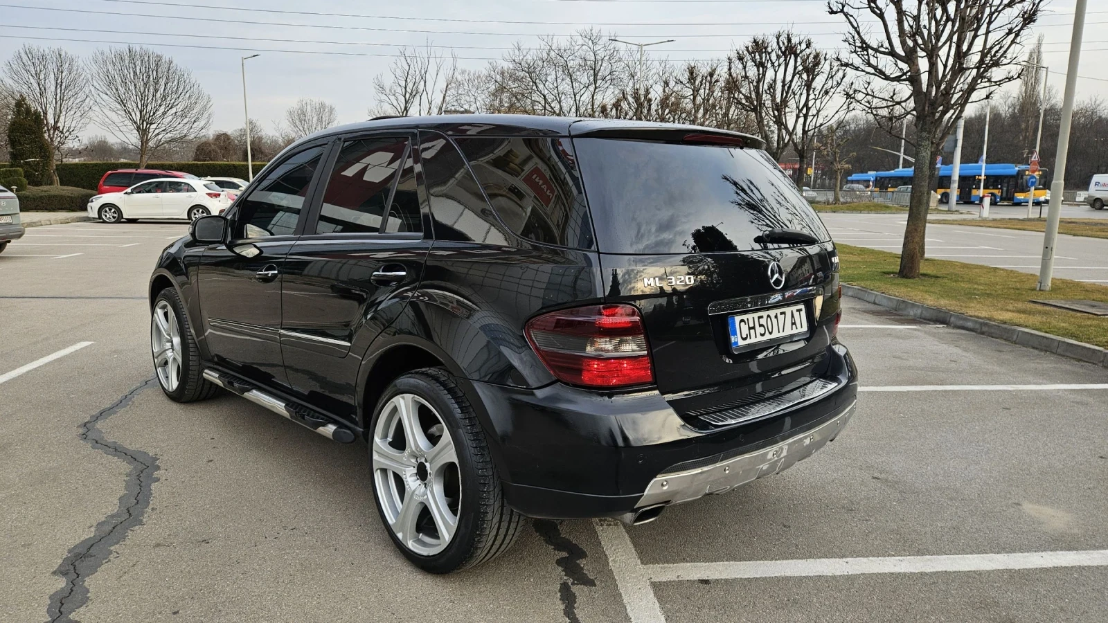 Mercedes-Benz ML 320, снимка 7 - Автомобили и джипове - 53727450