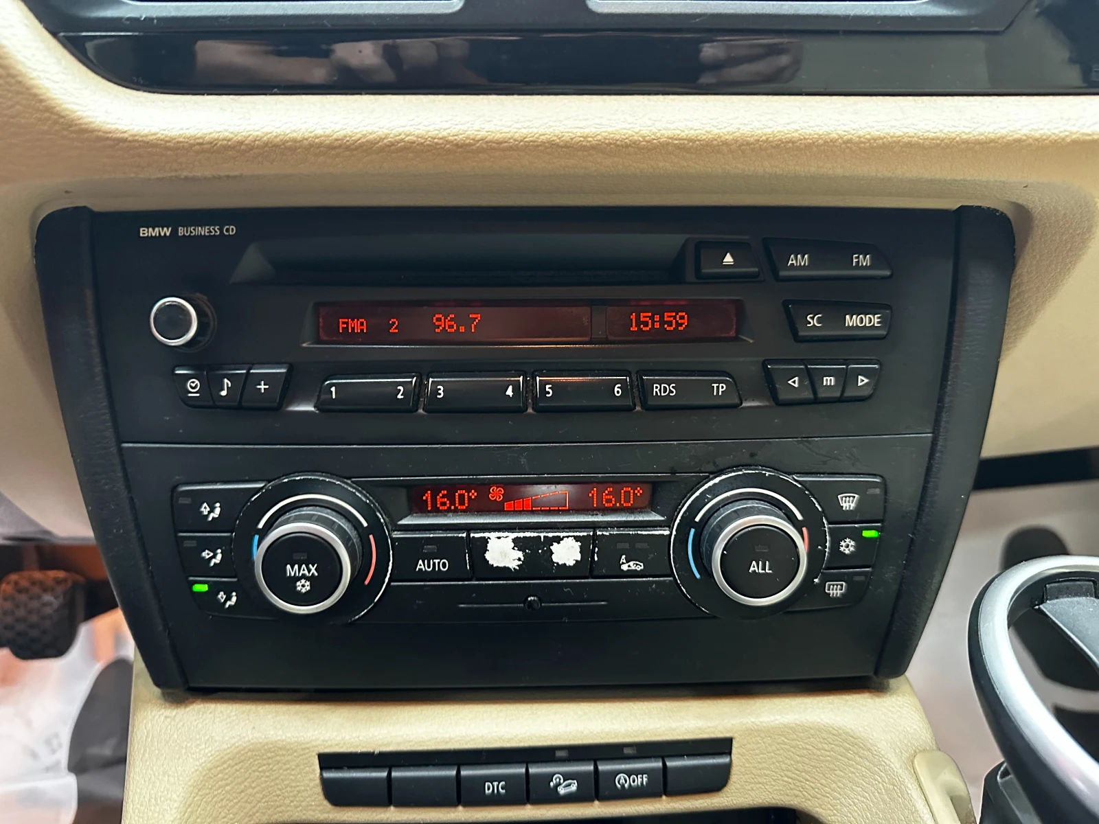 BMW X1 XDrive 18d , снимка 12 - Автомобили и джипове - 55830381