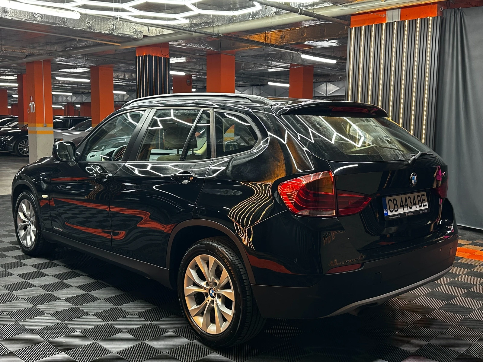 BMW X1 XDrive 18d , снимка 6 - Автомобили и джипове - 55830381
