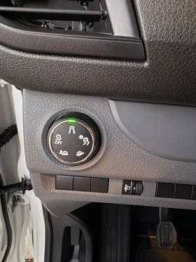 Обява за продажба на Toyota Proace 2.0d/6 speed/NAVI/KAM/MULTY/30 хил.км.!!! ~37 000 лв. - изображение 9