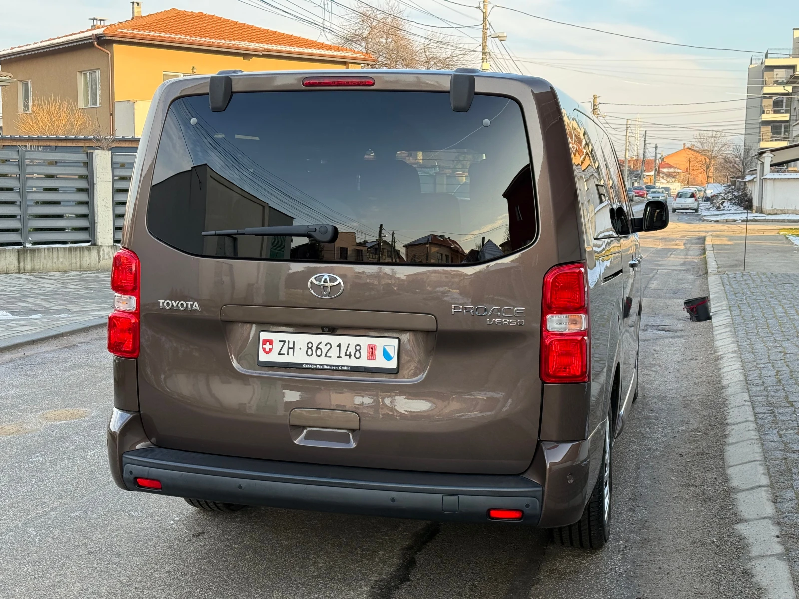 Toyota Proace VERSO-2.0HDI-8м-ШВЕЙЦАРИЯ-TOP - изображение 5