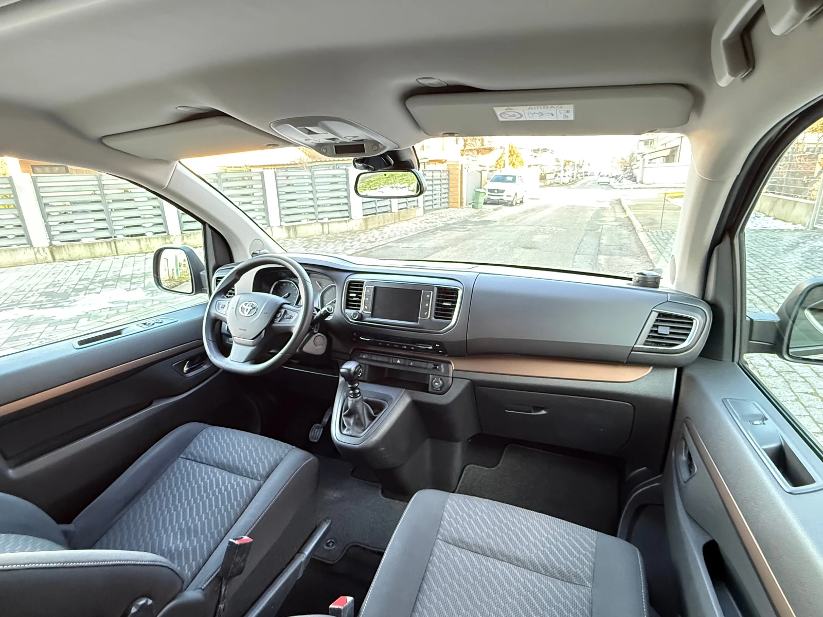 Toyota Proace VERSO-2.0HDI-8�-���������-TOP | Mobile.bg � ����������� 12