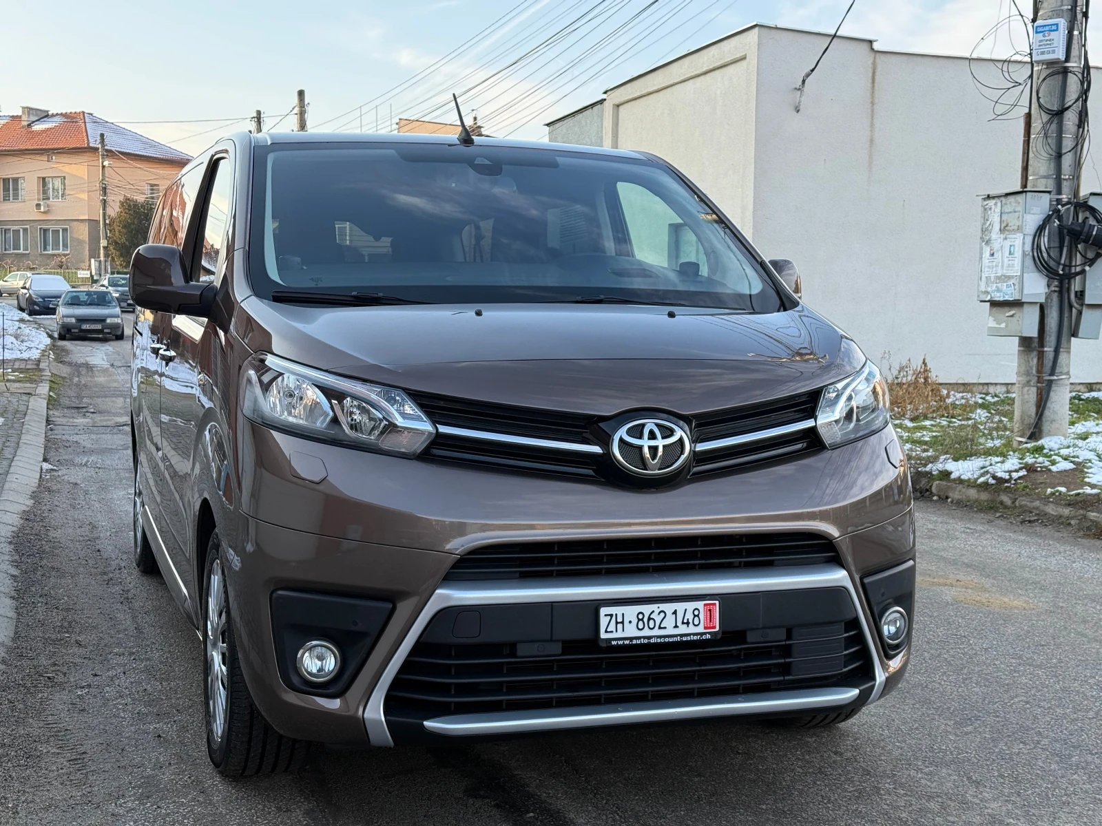 Toyota Proace VERSO-2.0HDI-8м-ШВЕЙЦАРИЯ-TOP - изображение 3