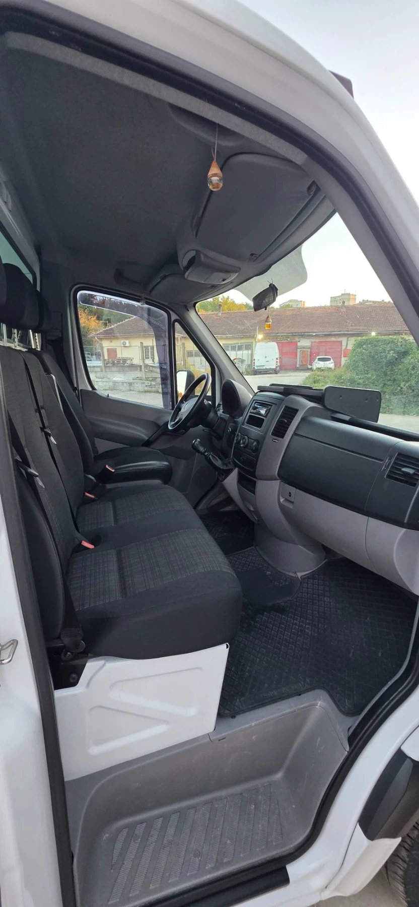 Mercedes-Benz Sprinter 319, снимка 9 - Бусове и автобуси - 55971280