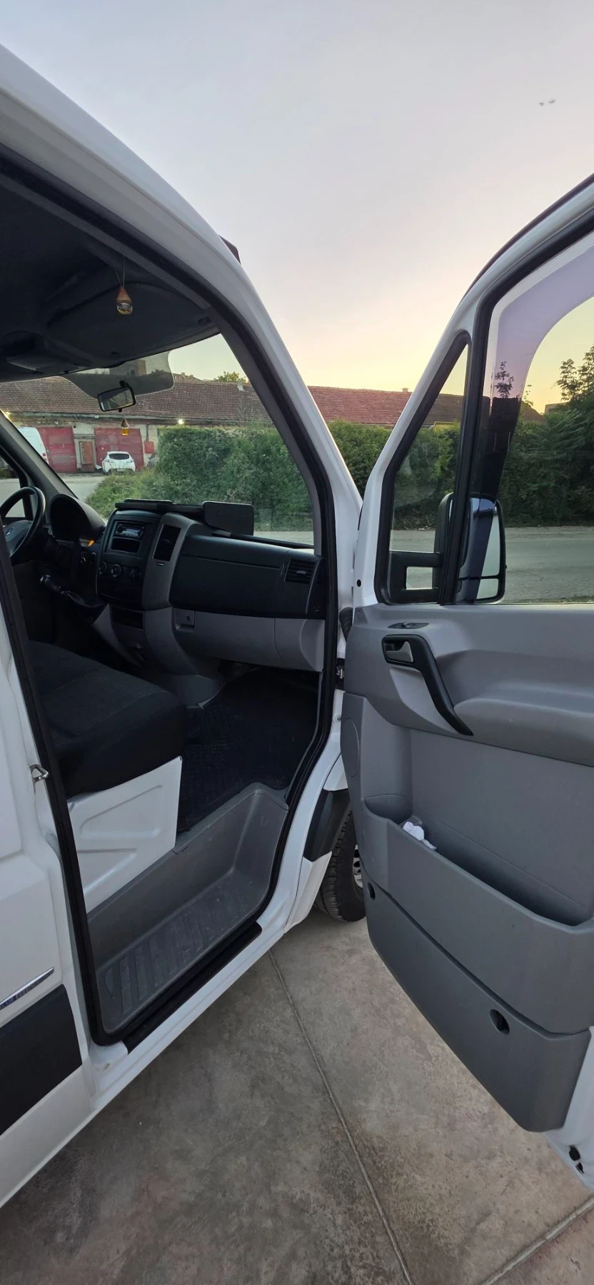 Mercedes-Benz Sprinter 319, снимка 10 - Бусове и автобуси - 55971280