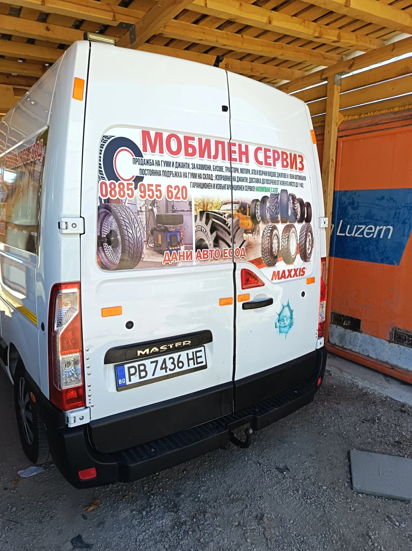 Renault Master, снимка 8 - Бусове и автобуси - 55988650