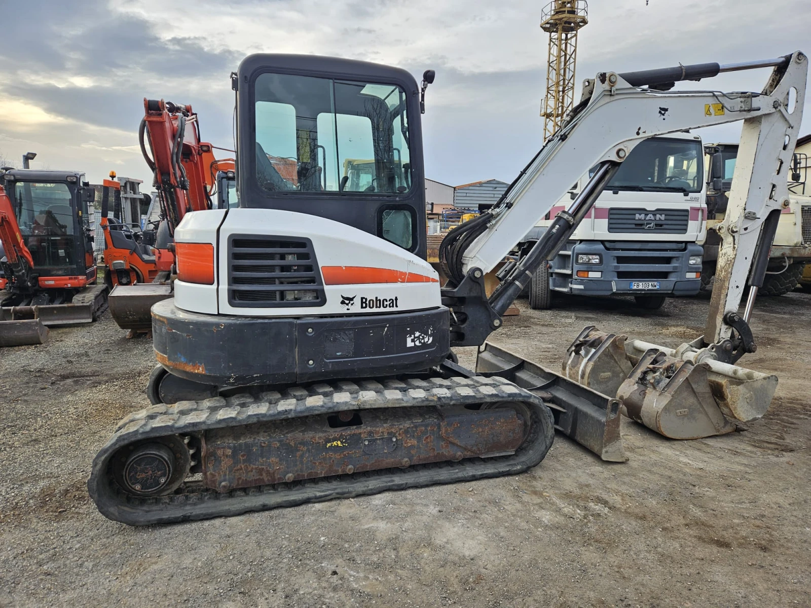 ����� Bobcat E 50 | Mobile.bg � ����������� 11