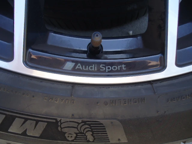 Гуми с джанти Michelin 295/40R22, снимка 2 - Гуми и джанти - 51579046