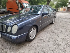 Mercedes-Benz E 250, снимка 2