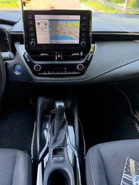 Toyota Corolla 1.8 Hybrid/ Реални КМ/ В Гаранция, снимка 11