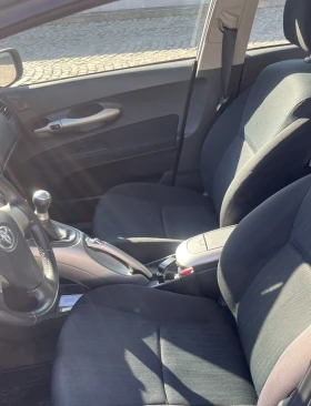 Toyota Auris, снимка 11