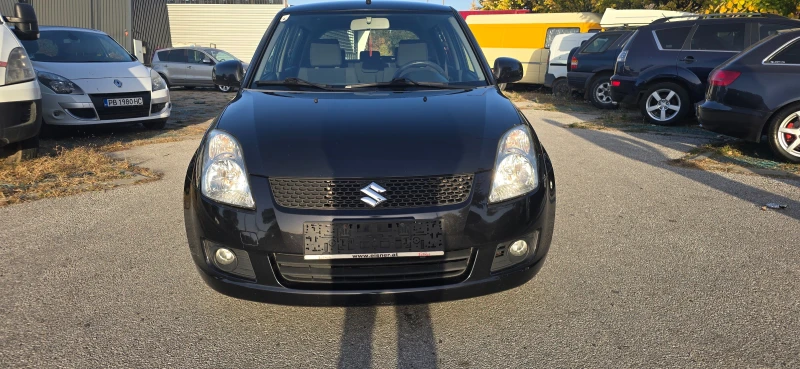 Suzuki Swift 1.3i 5вр клима, снимка 2 - Автомобили и джипове - 47887019