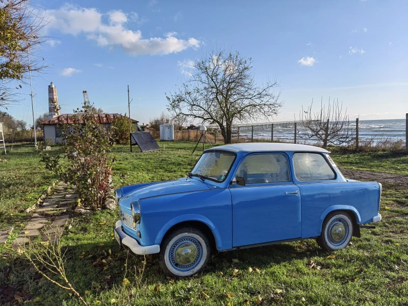 Trabant 601, снимка 1 - Автомобили и джипове - 48436424