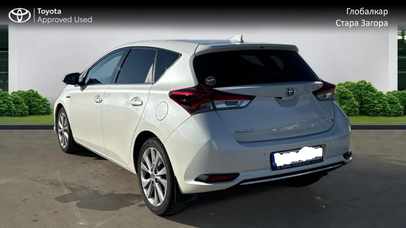 Toyota Auris 1.8 HSD LUXURY, снимка 6 - Автомобили и джипове - 48999629