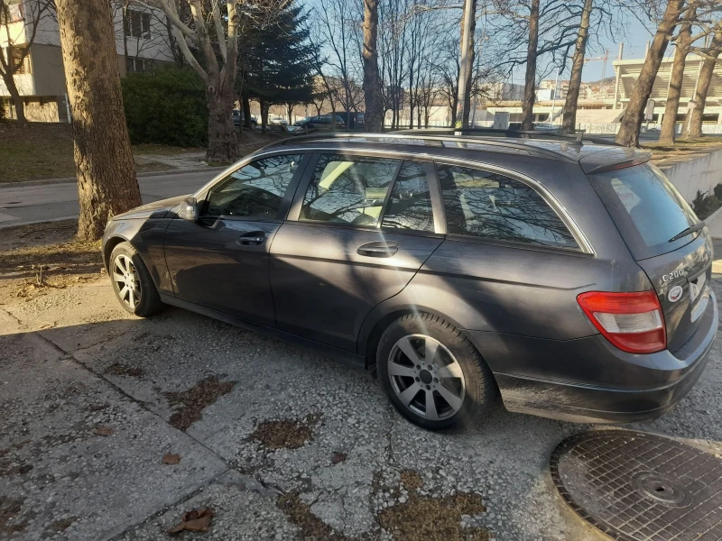 Mercedes-Benz C 200, снимка 2 - Автомобили и джипове - 49227041