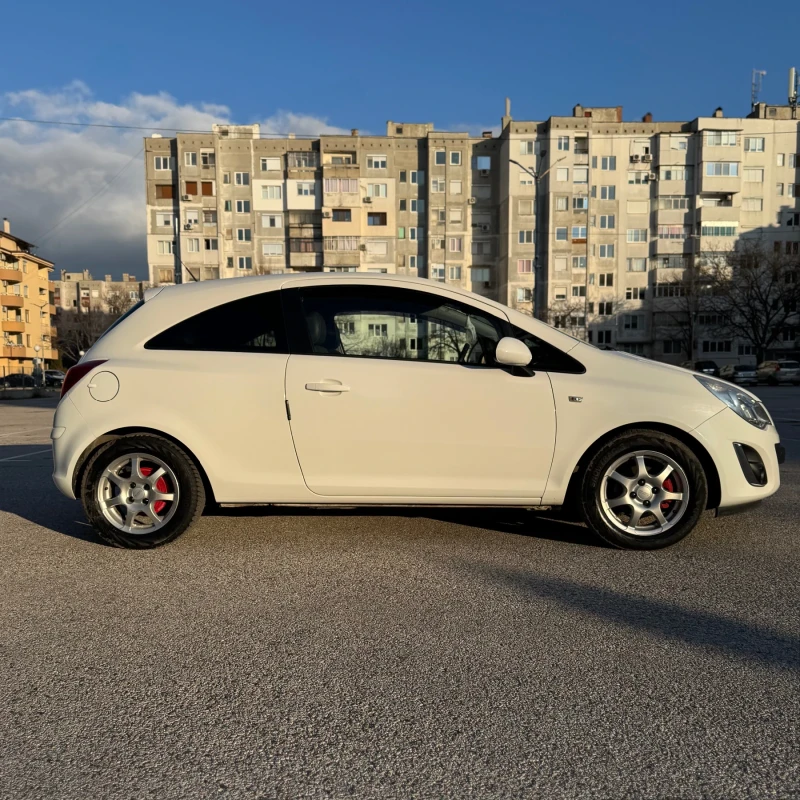 Opel Corsa, снимка 3 - Автомобили и джипове - 52192652