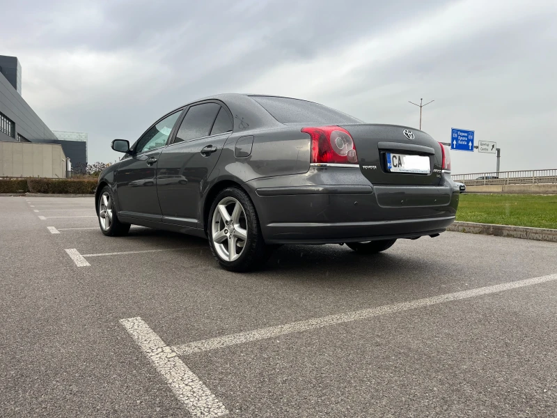 Toyota Avensis 2.2D4D 150к.с, снимка 6 - Автомобили и джипове - 51920565