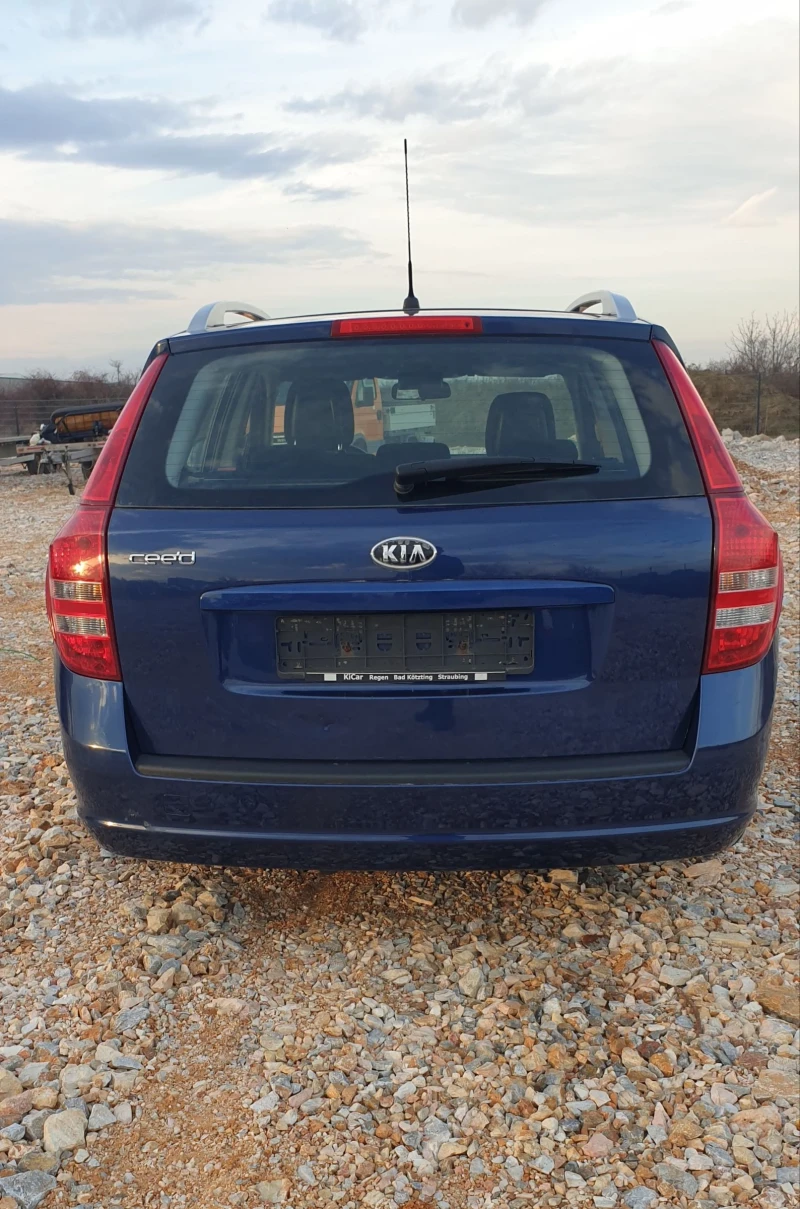 Kia Ceed 1.6 LPG Газ, снимка 5 - Автомобили и джипове - 52312234