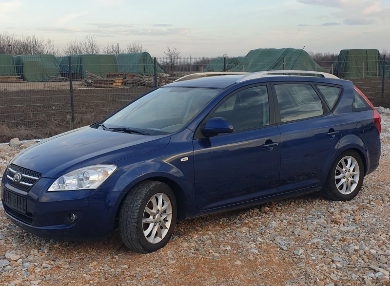 Kia Ceed 1.6 LPG Газ, снимка 3 - Автомобили и джипове - 52312234