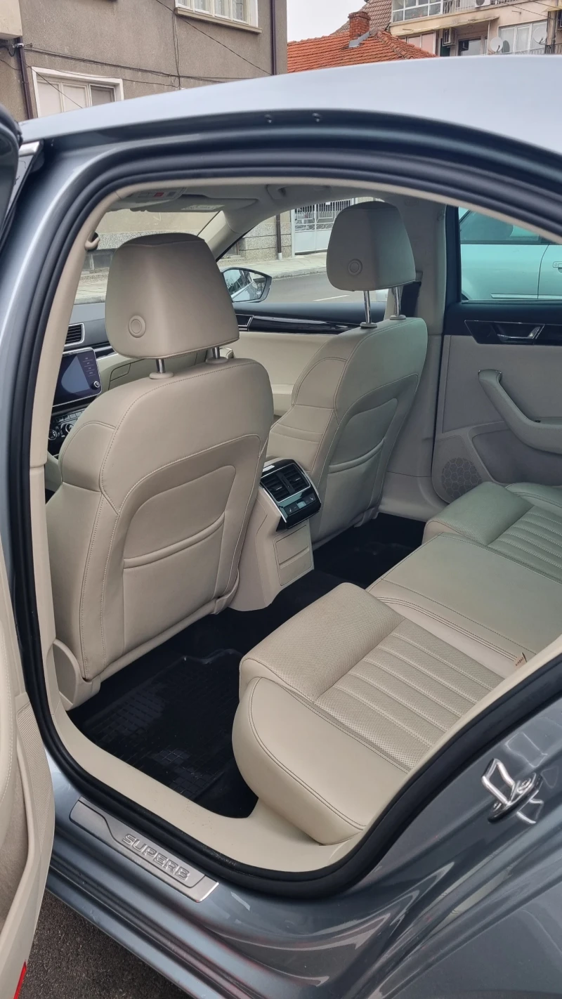 Skoda Superb Laurin&Klement, снимка 3 - Автомобили и джипове - 53012489