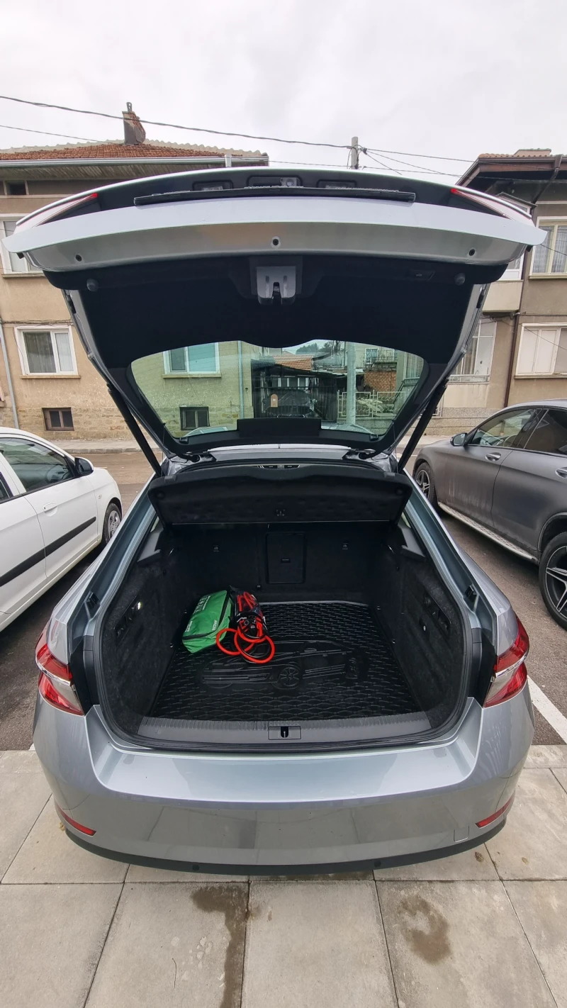 Skoda Superb Laurin&Klement, снимка 12 - Автомобили и джипове - 53012489