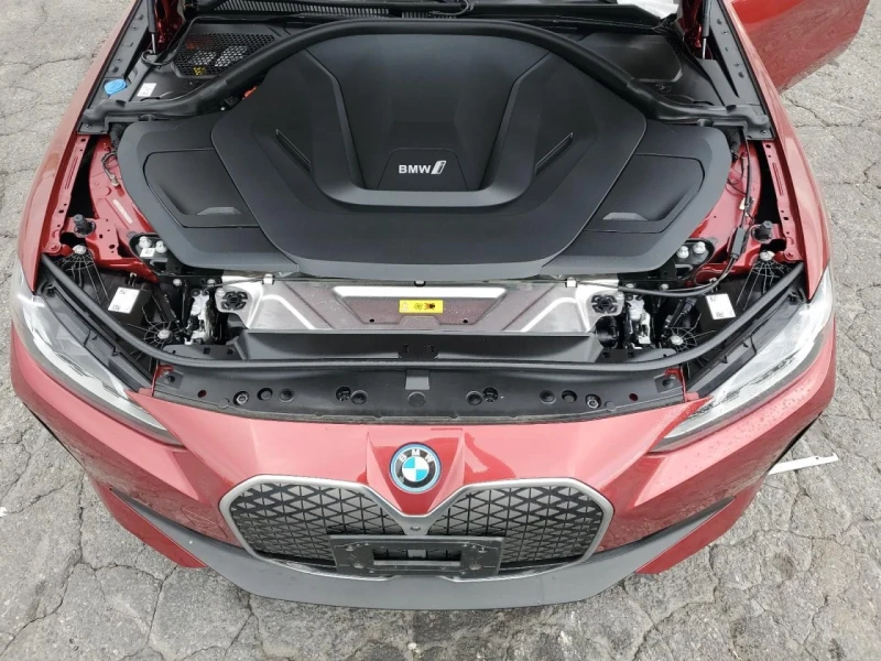 BMW i4 EDRIVE40 , снимка 11 - Автомобили и джипове - 53041997