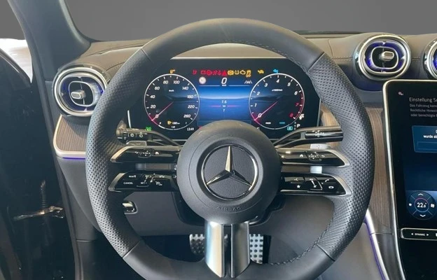 Mercedes-Benz GLC 200 4Matic = AMG Line = Advanced Plus Гаранция - изображение 6