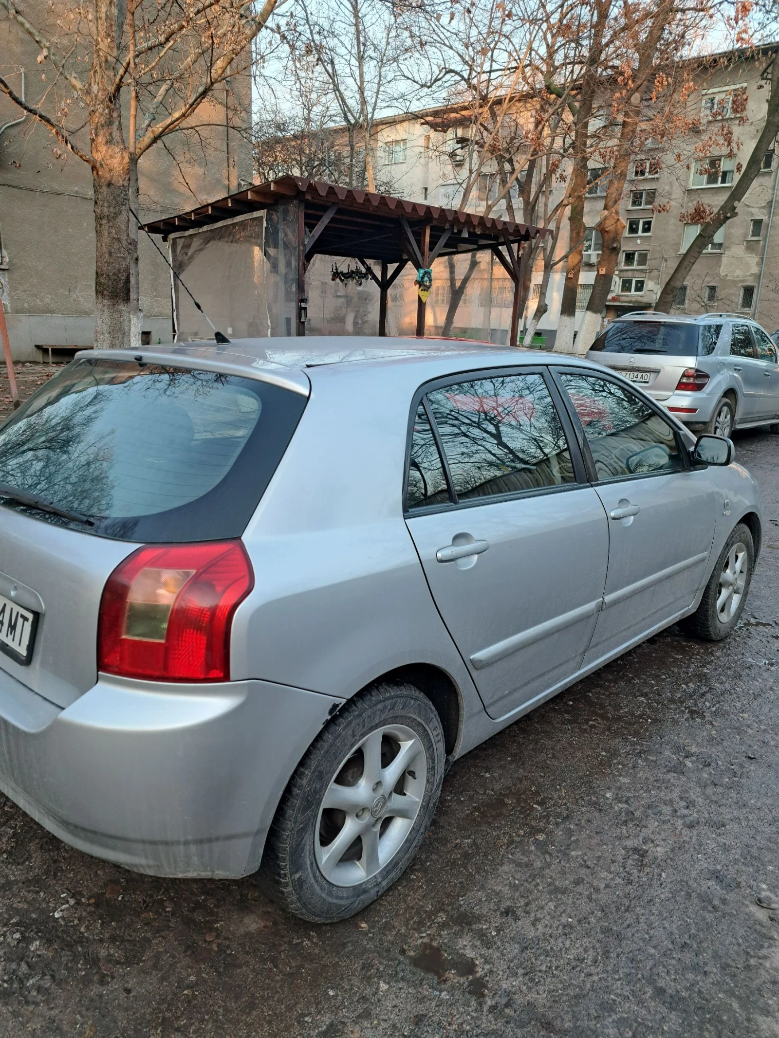 Toyota Corolla 1.6 - изображение 4