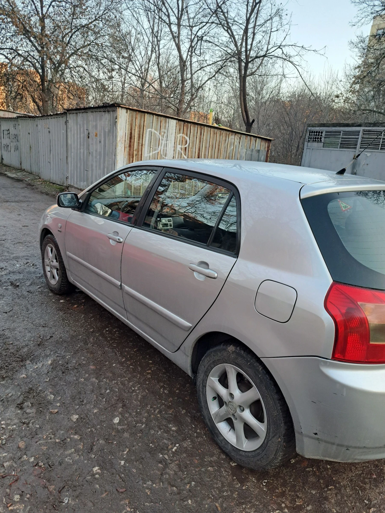 Toyota Corolla 1.6 - изображение 3