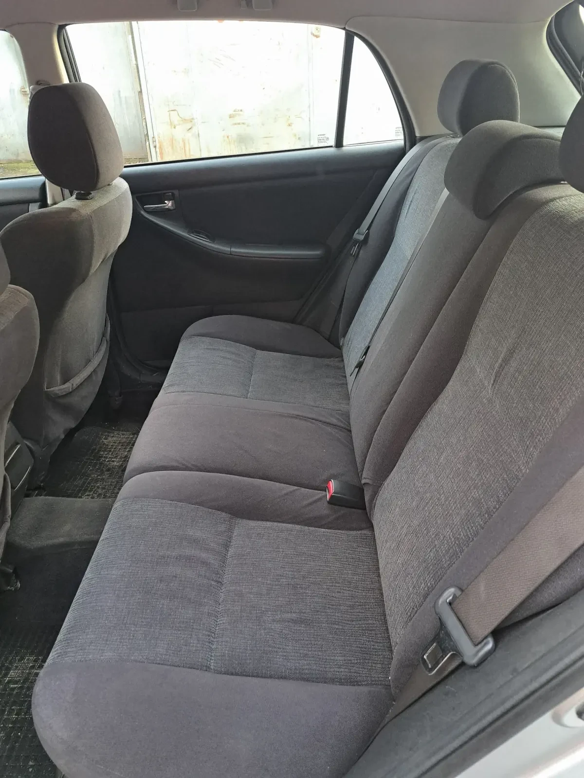 Toyota Corolla 1.6 - изображение 8