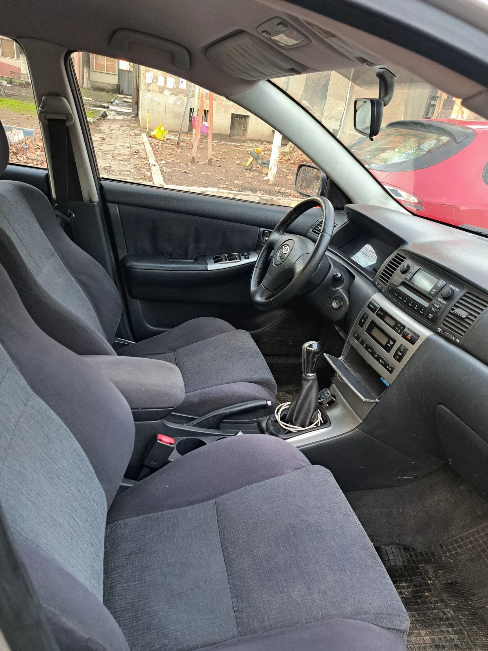Toyota Corolla 1.6 - изображение 7