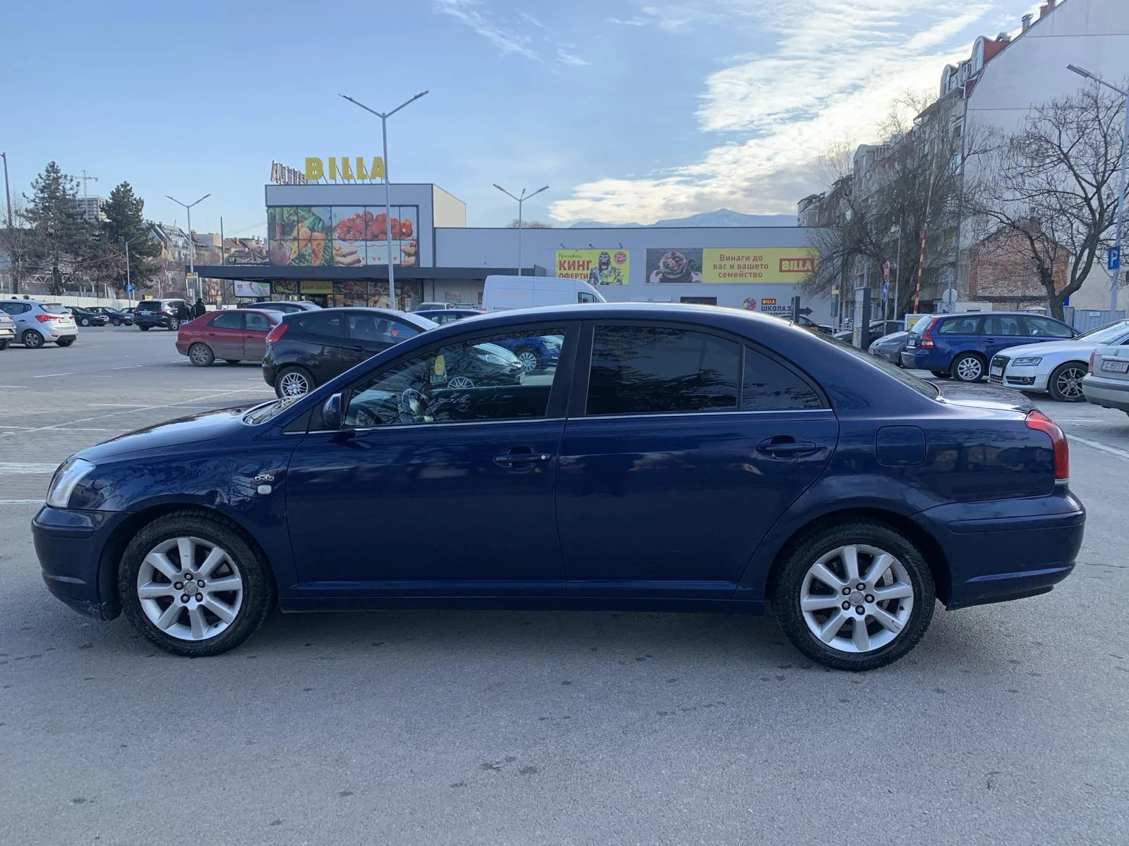 Toyota Avensis 2.0 TDI - изображение 7