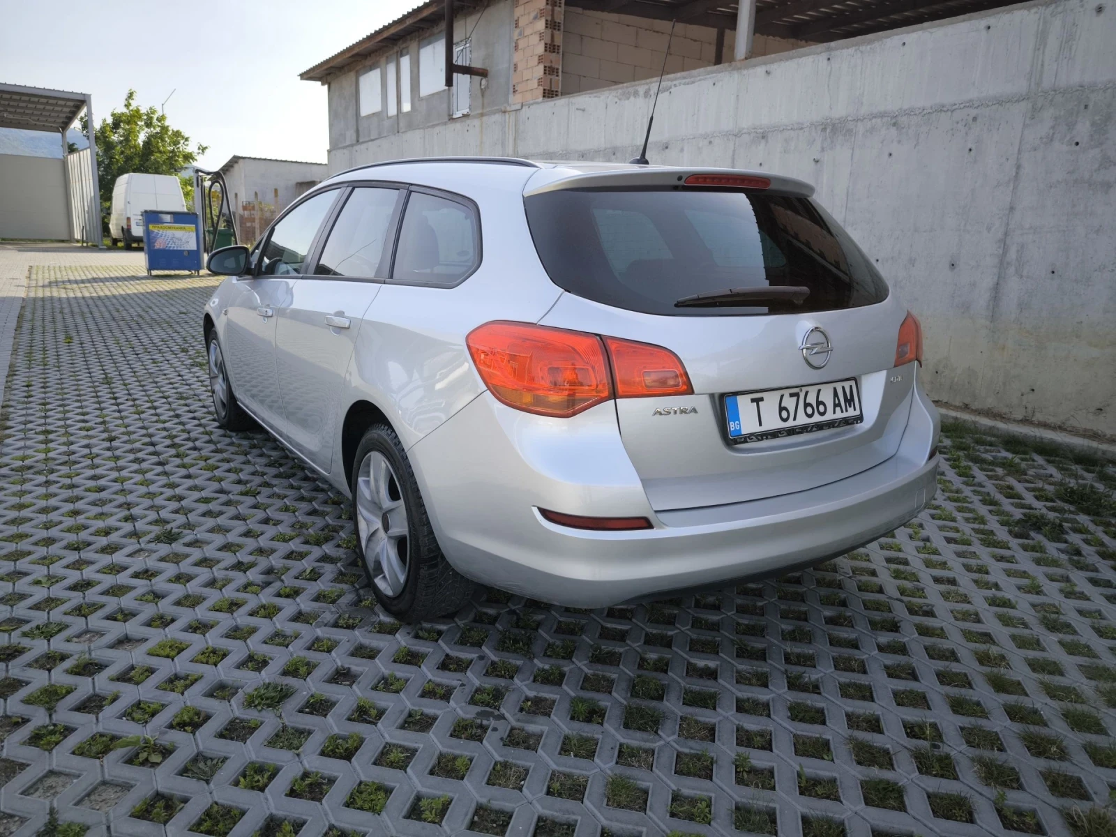 Opel Astra 1.7 CDTi - изображение 4