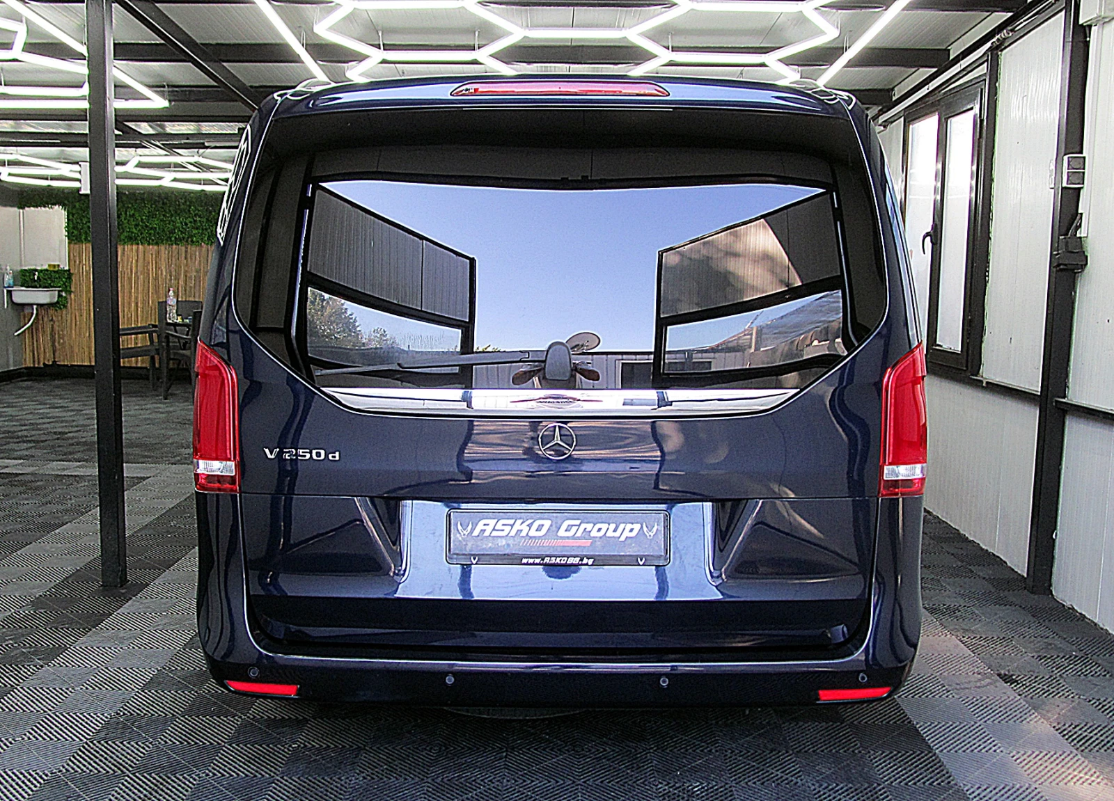 Mercedes-Benz V 300 V250/360-Kamera/PANORAMA/СОБСТВЕН ЛИЗИНГ  - изображение 5