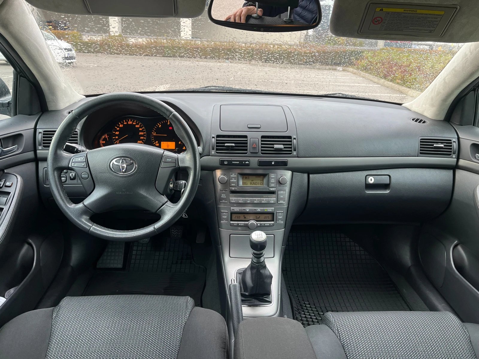 Toyota Avensis 2.2D4D 150к.с - изображение 7