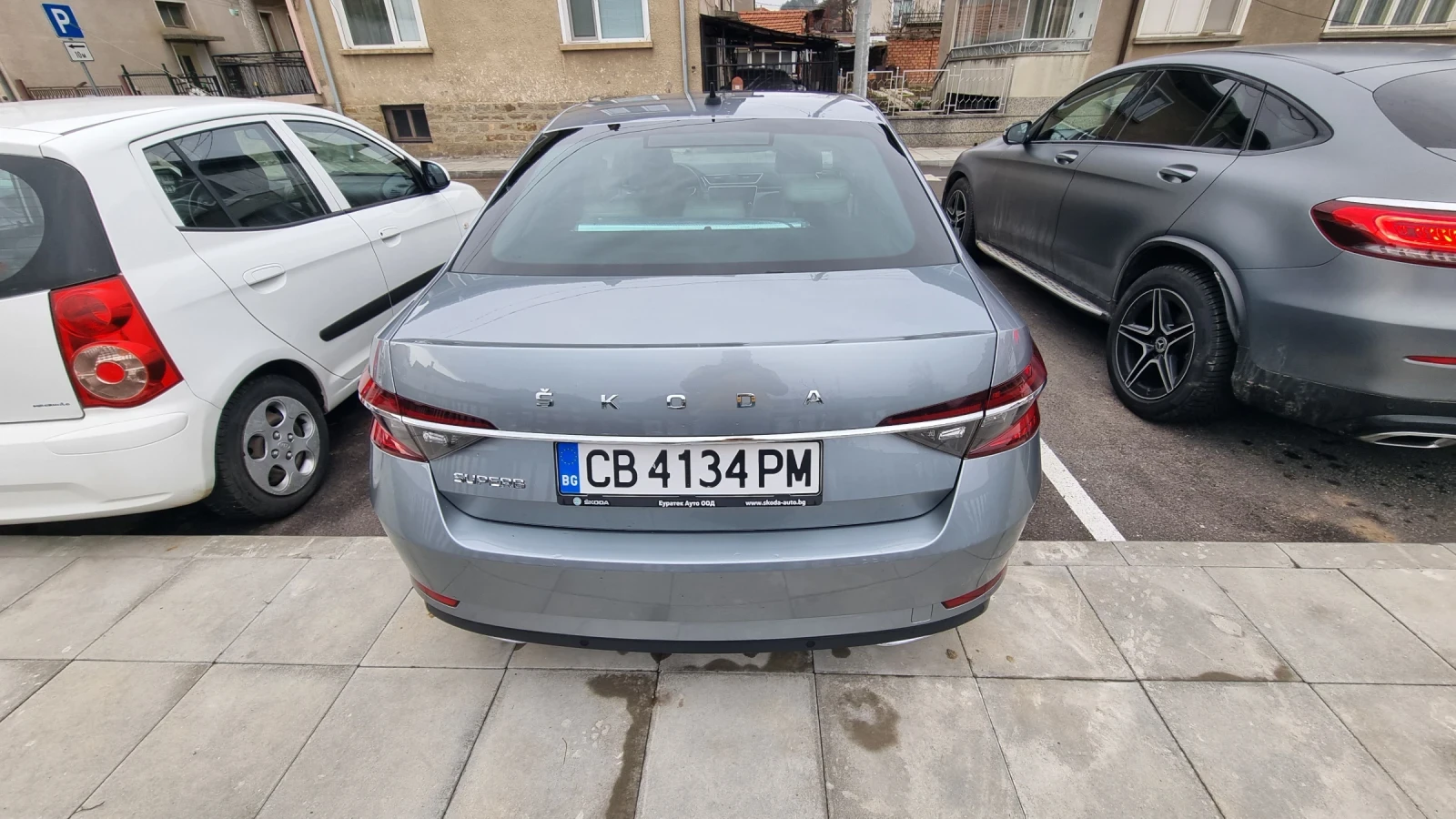 Skoda Superb Laurin&Klement, снимка 15 - Автомобили и джипове - 54381550