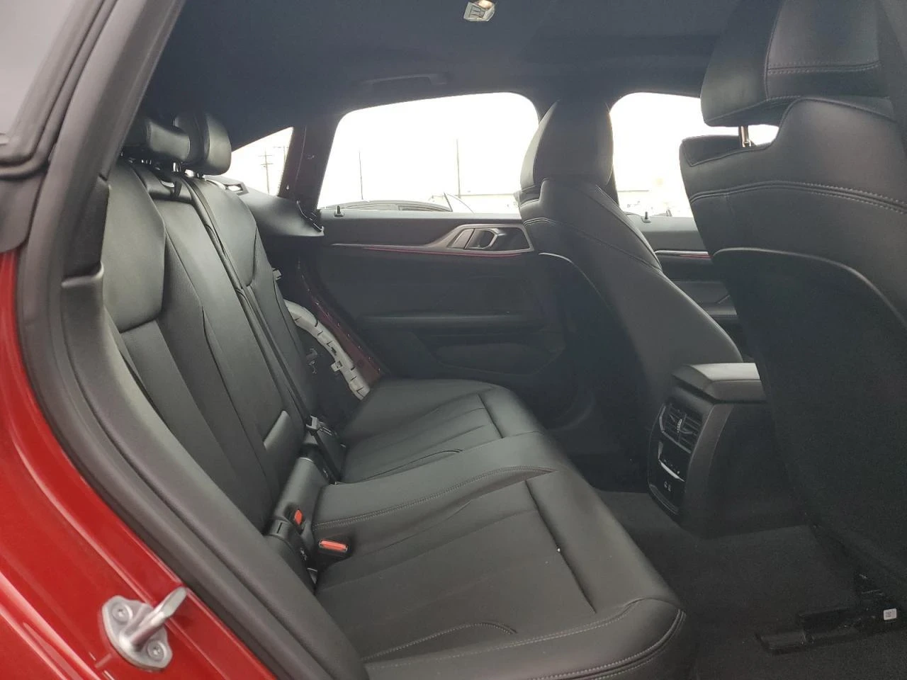 BMW i4 EDRIVE40  - изображение 10