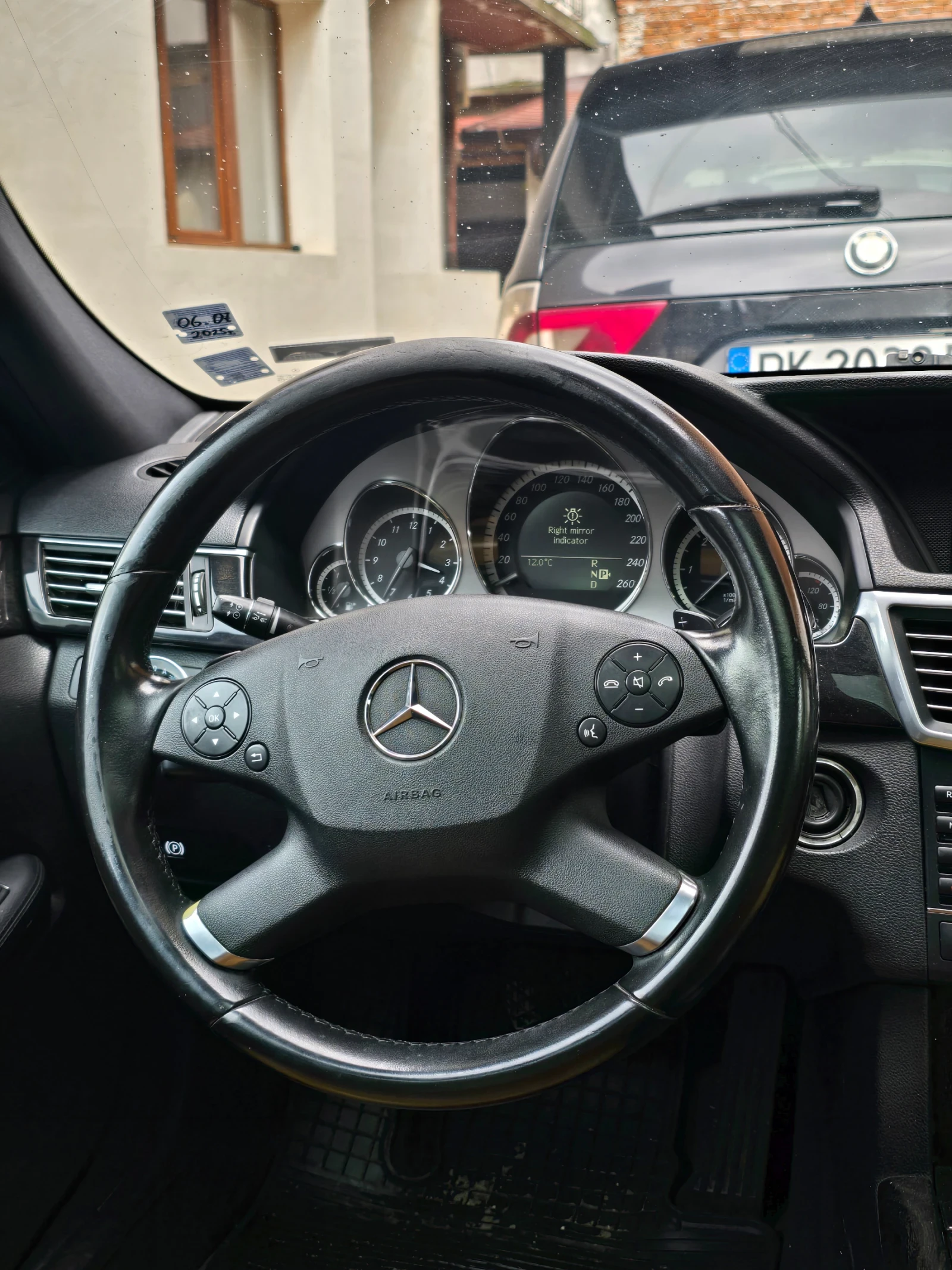 Mercedes-Benz E 350 Mercedes e 350  - изображение 5