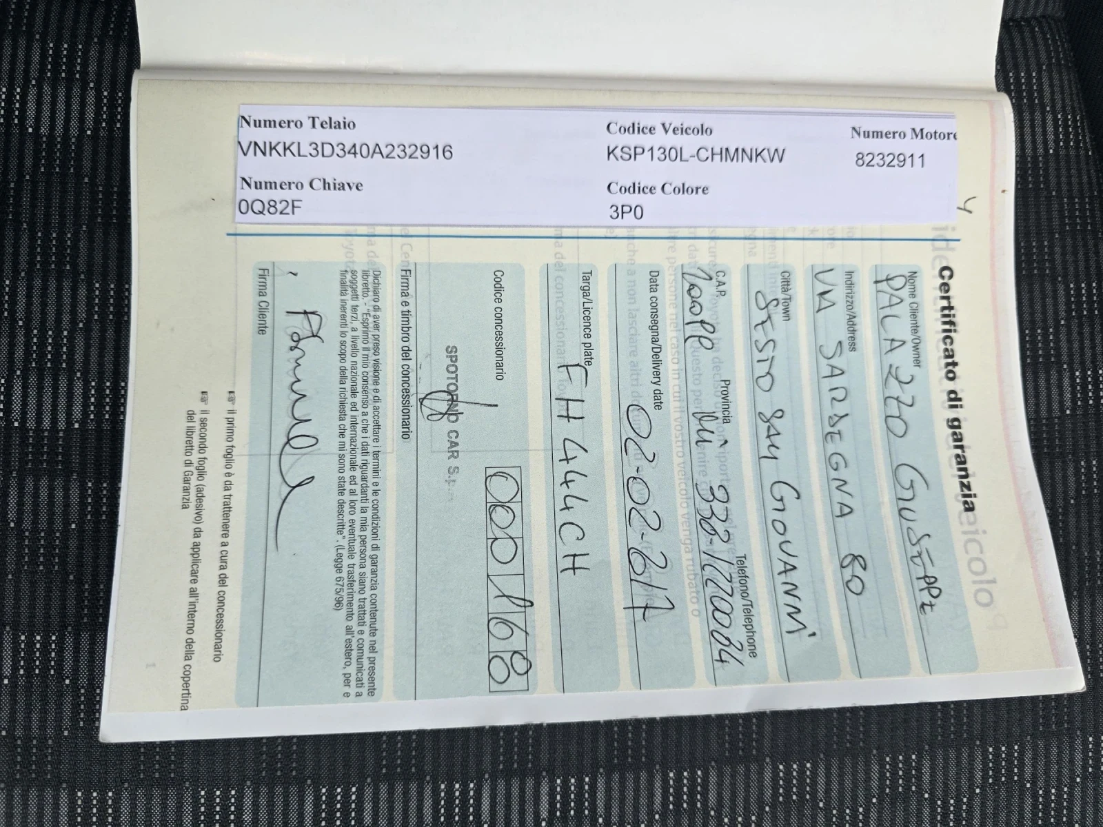 Toyota Yaris 1.0i КАМЕРА, снимка 15 - Автомобили и джипове - 53781953