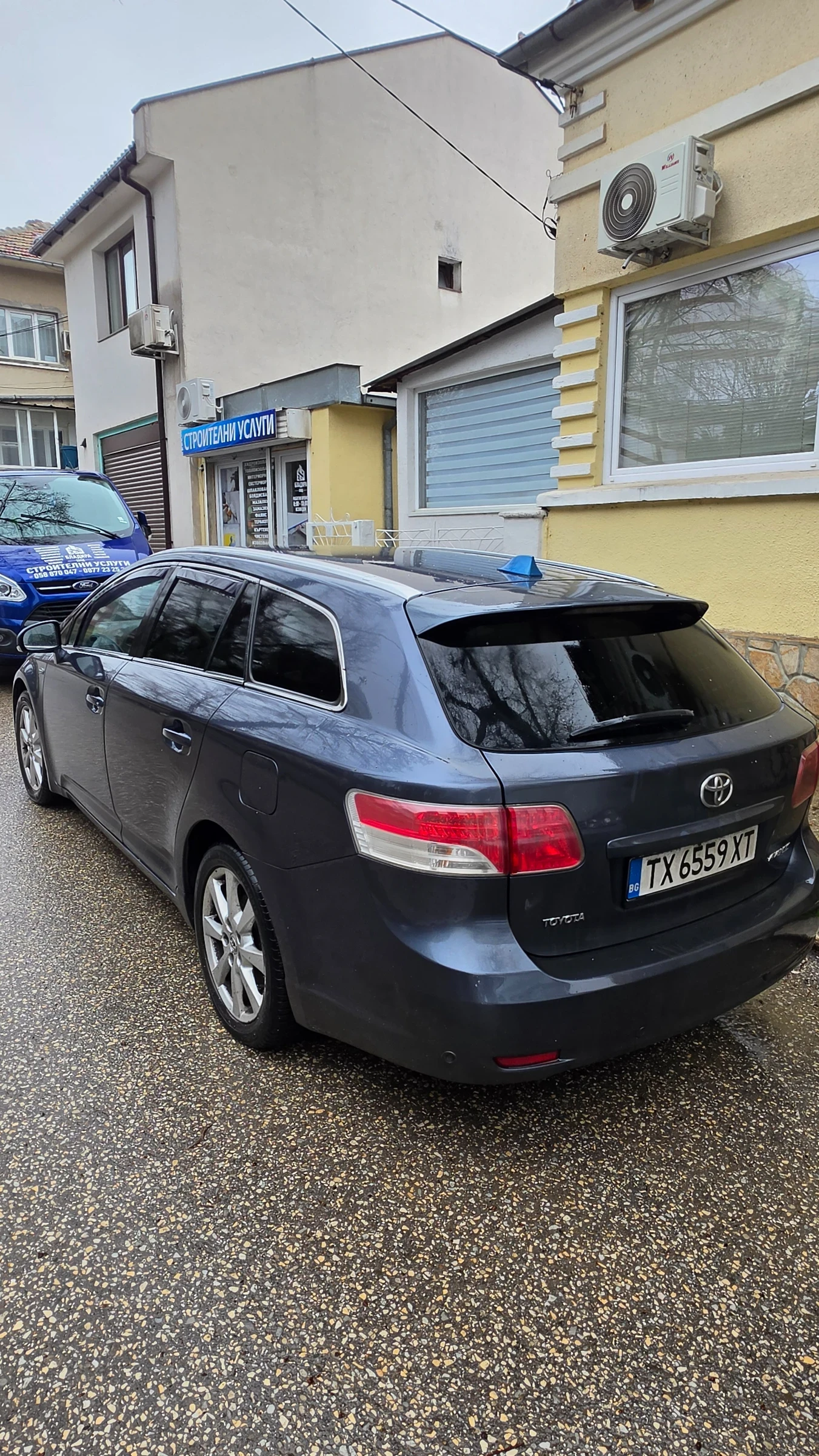 Toyota Avensis 2.2 Dcat, снимка 6 - Автомобили и джипове - 54069946