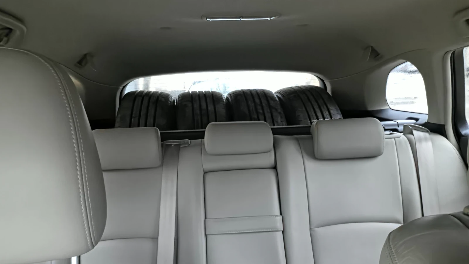 Toyota Avensis 2.2 Dcat, снимка 11 - Автомобили и джипове - 54069946